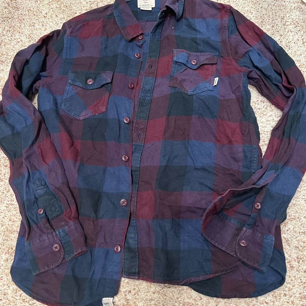 Vans men’s flannel. Like new, size small.